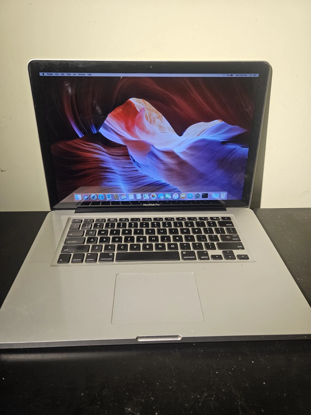 🔥 15” MacBook Pro - i7 (3.3GHz) | 320GB HD | Good Battery