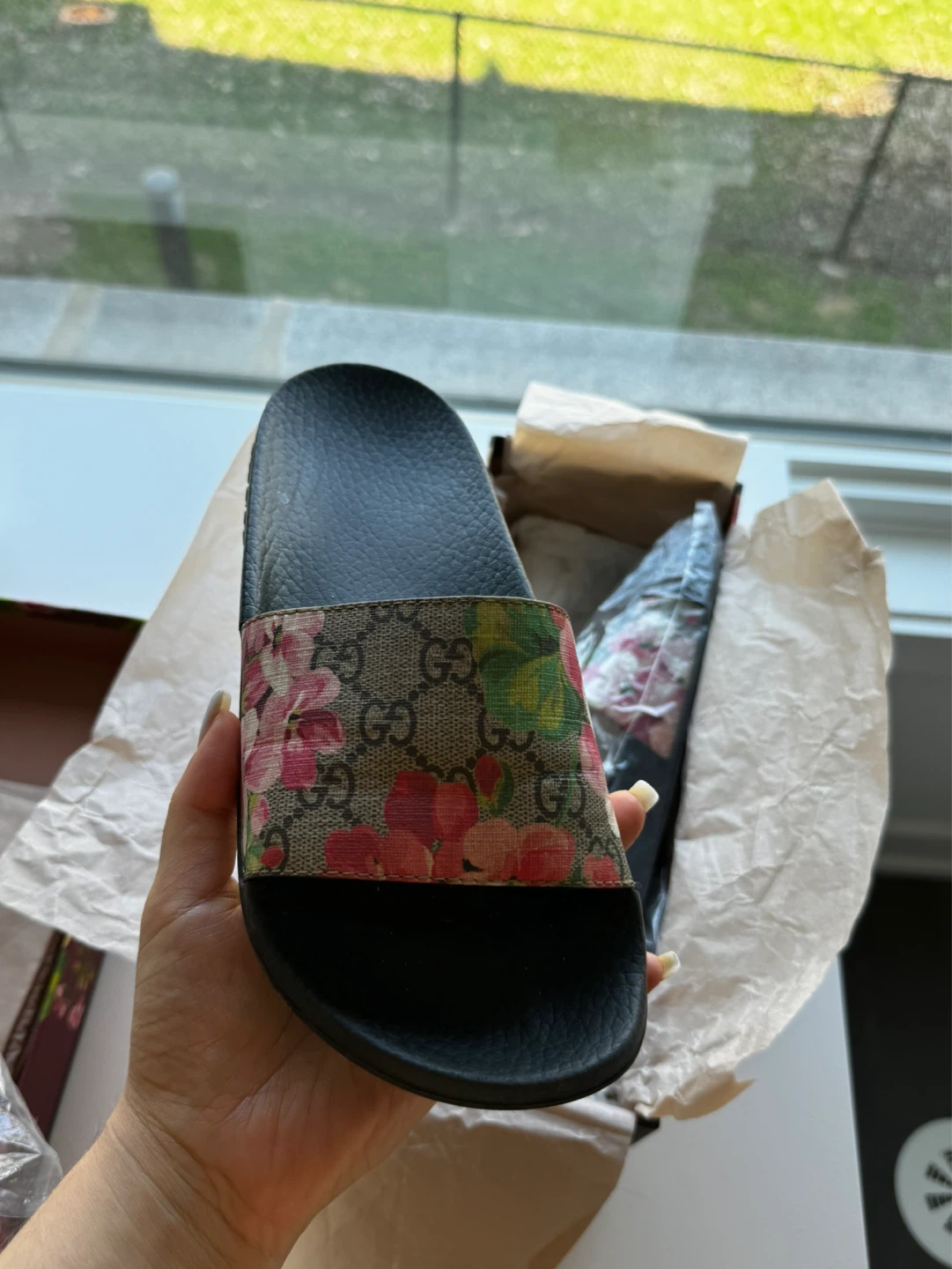 Gucci GG Blooms Supreme Slides