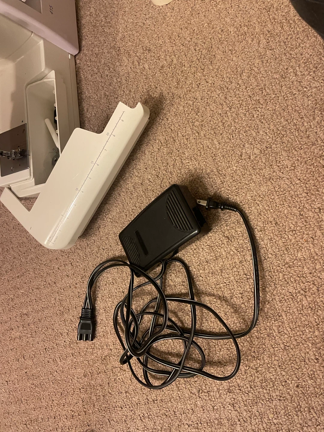 Janome 415 Sewing Machine with Foot Pedal and Case - photo 4