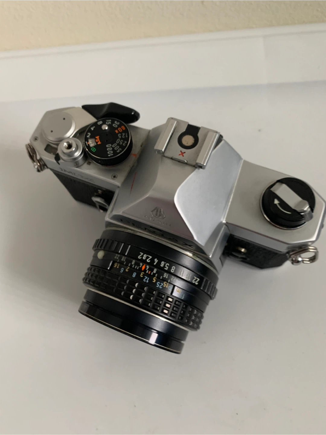 Pentax MX 35mm film camera with a SMC Pentax-M 1:2 50mm lens - photo 2