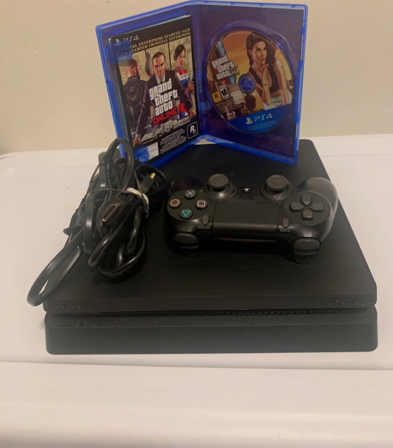 PlayStation 4 Slim Console with Grand Theft Auto V - photo 2