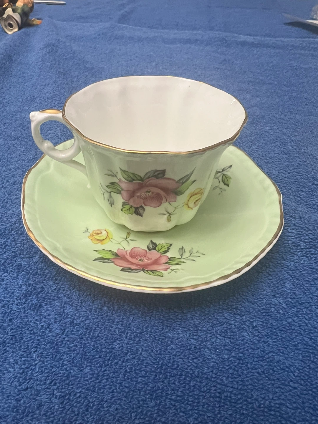 Set of 3 Vintage Teacups and Saucers (G27) - photo 5