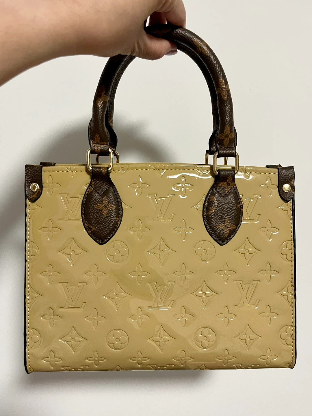 2 toned Handbag (Pre loved)