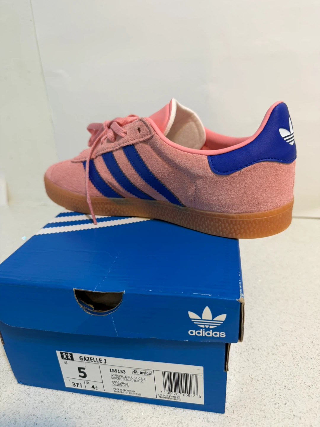Adidas Gazelle J Pink Blue Suede Shoes Youth Size 5