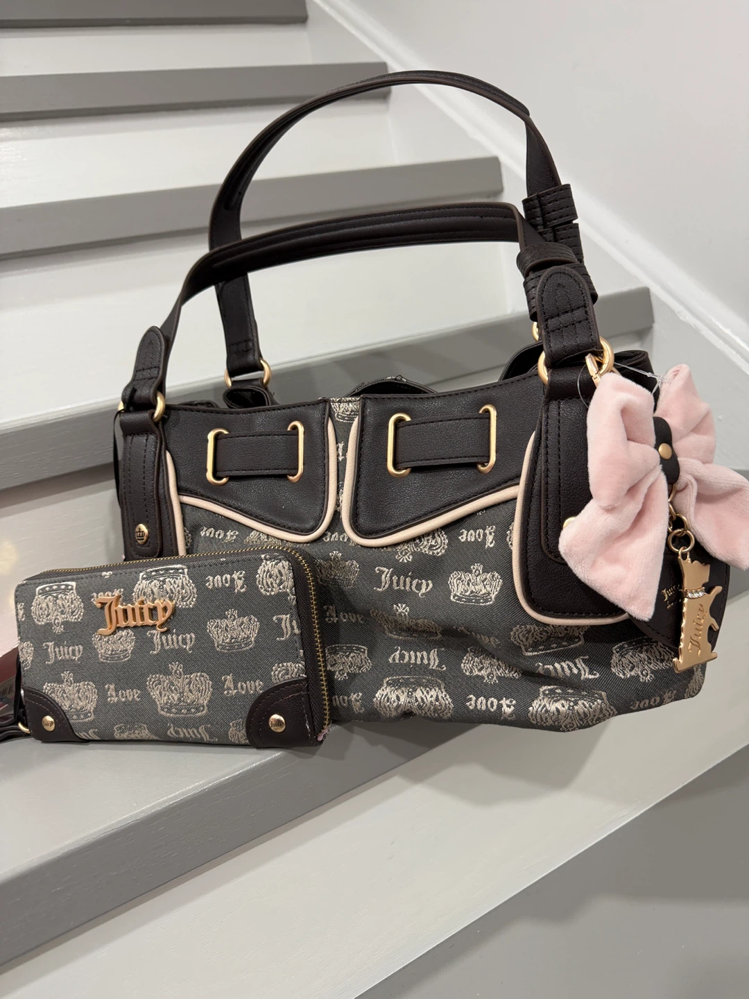 Juicy Couture Bag and Wallet Set - photo 2