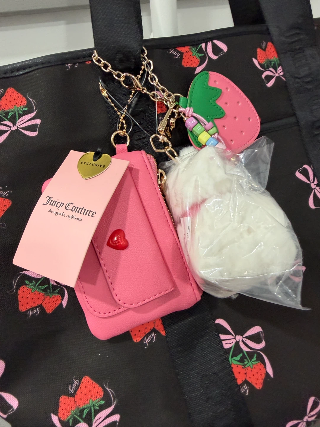 Juicy Couture Strawberry Festival Tote Bag - photo 2
