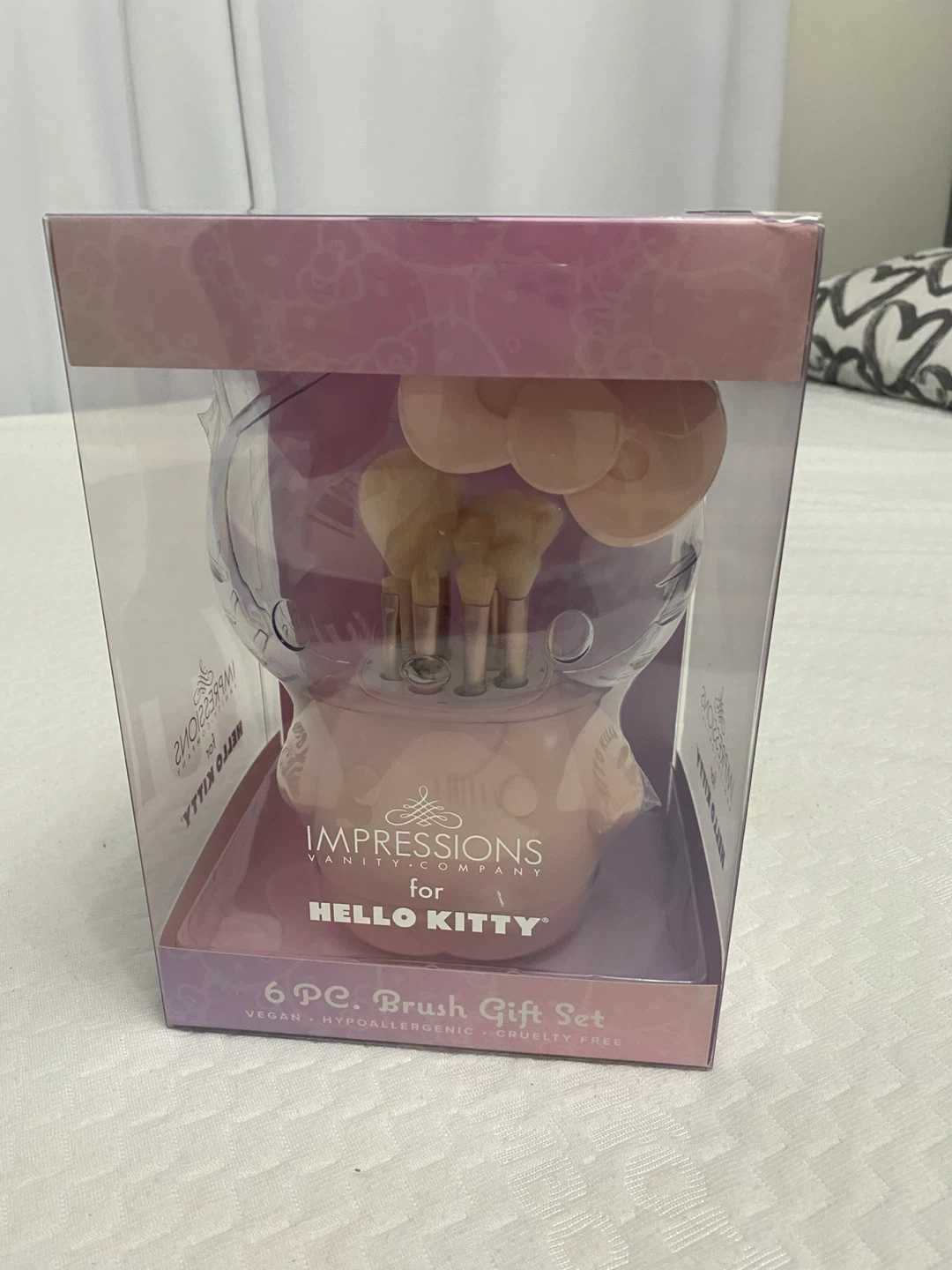 Impressions Vanity for Hello Kitty 6 pc. Brush Gift Set