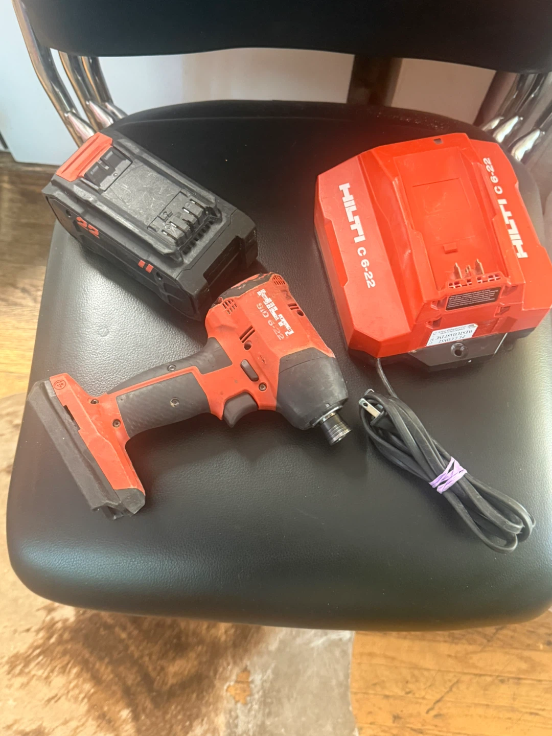 Hilti SID 12-A Cordless Impact  Battery and Charger - photo 2