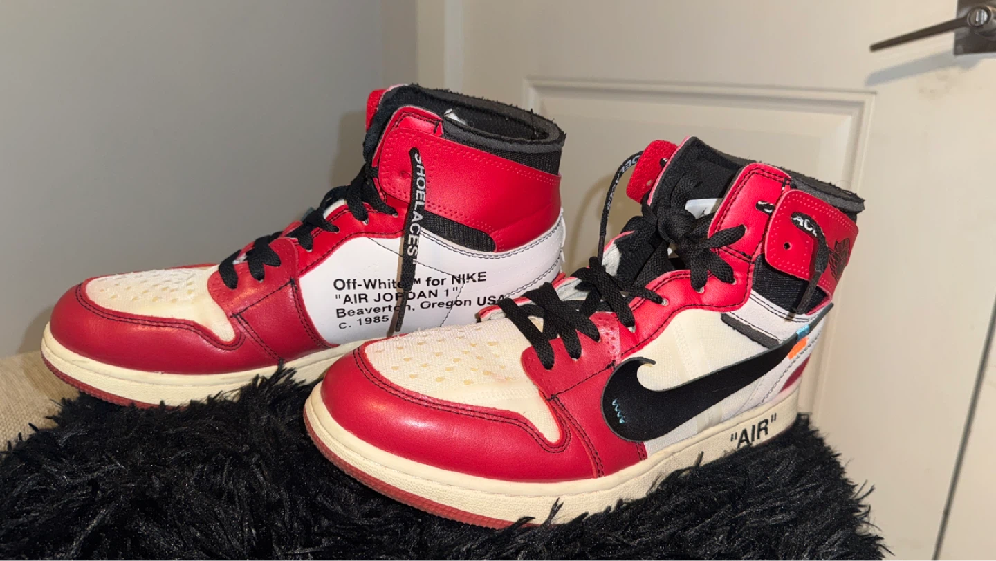 Off-White x Air Jordan 1 "Chicago" High Top Sneakers - photo 5