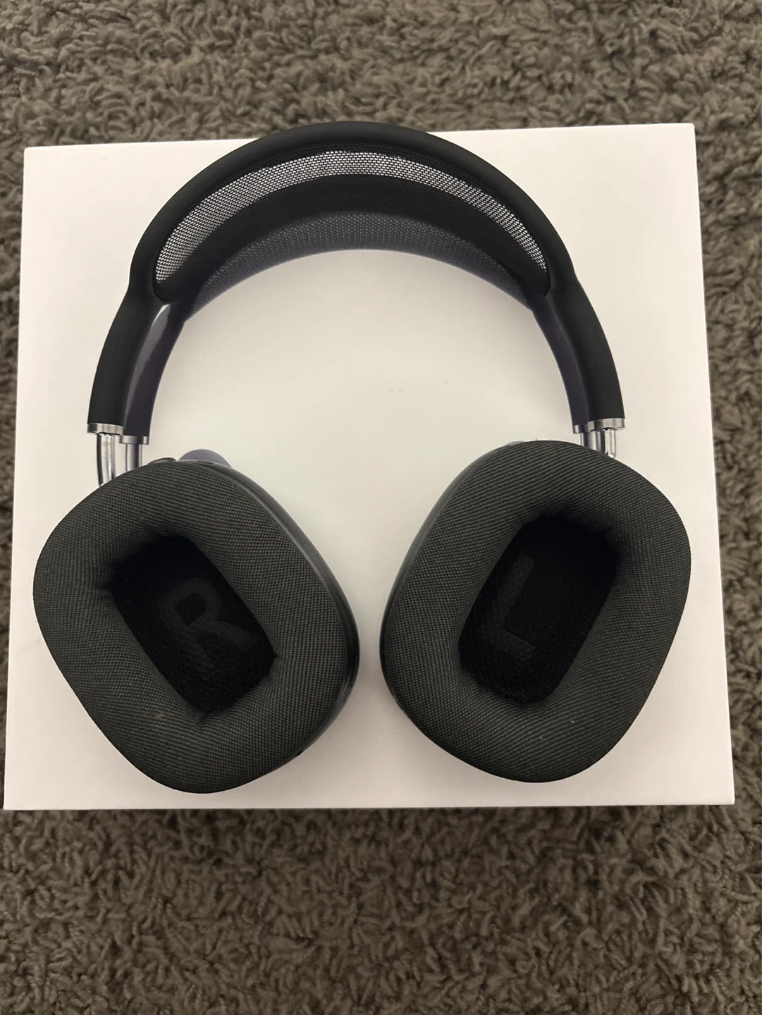 Apple AirPods Max Wireless Over-Ear Headphones - photo 2