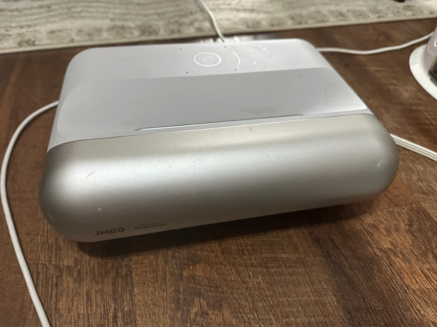 JMGO Dynaudio Smart Projector