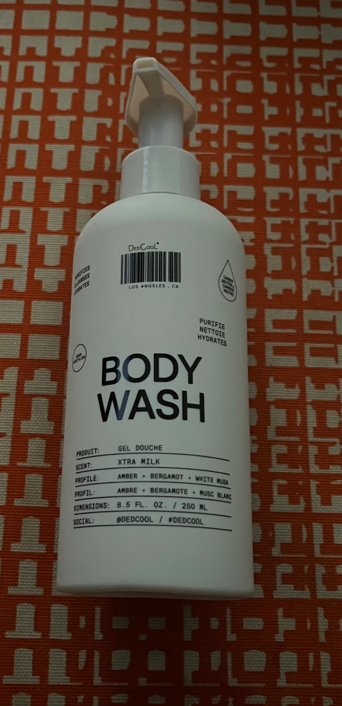 DedCool XTRA Milk Body Wash 8.5 oz