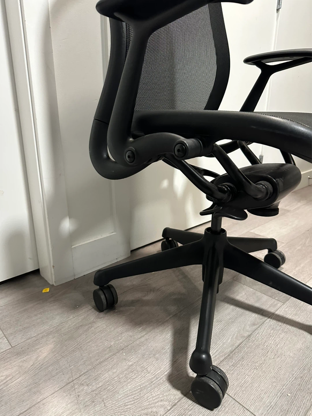 Office chair - photo 2