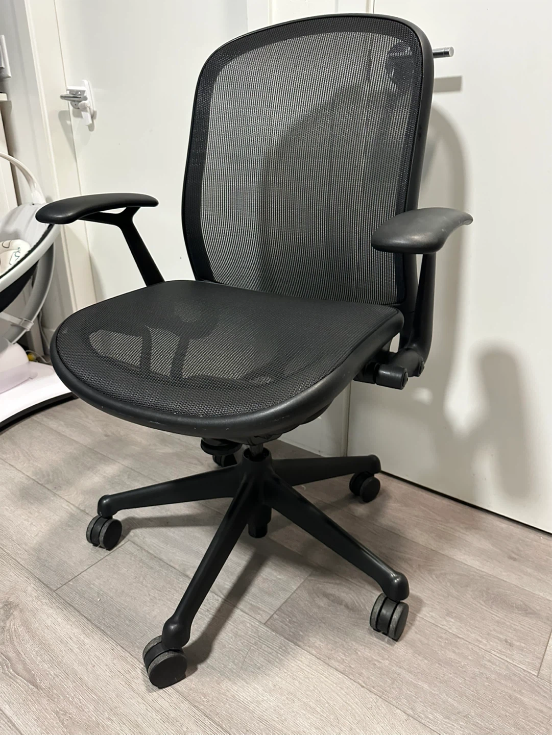 Office chair - photo 3