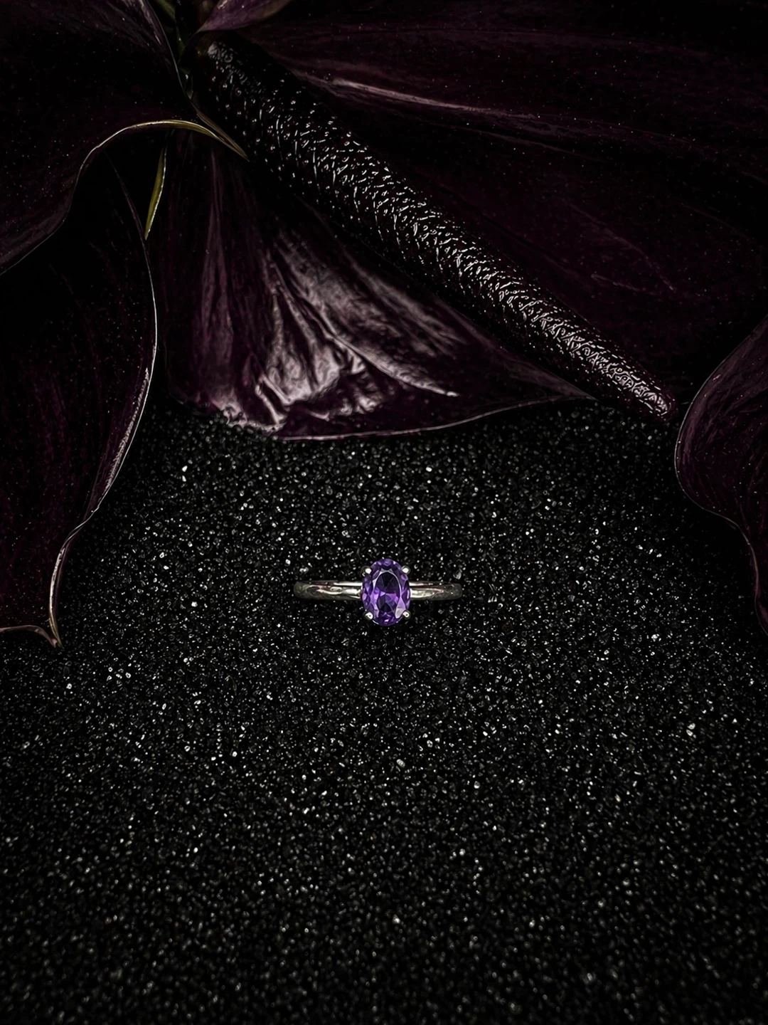 Oval Amethyst Solitaire Ring - photo 3