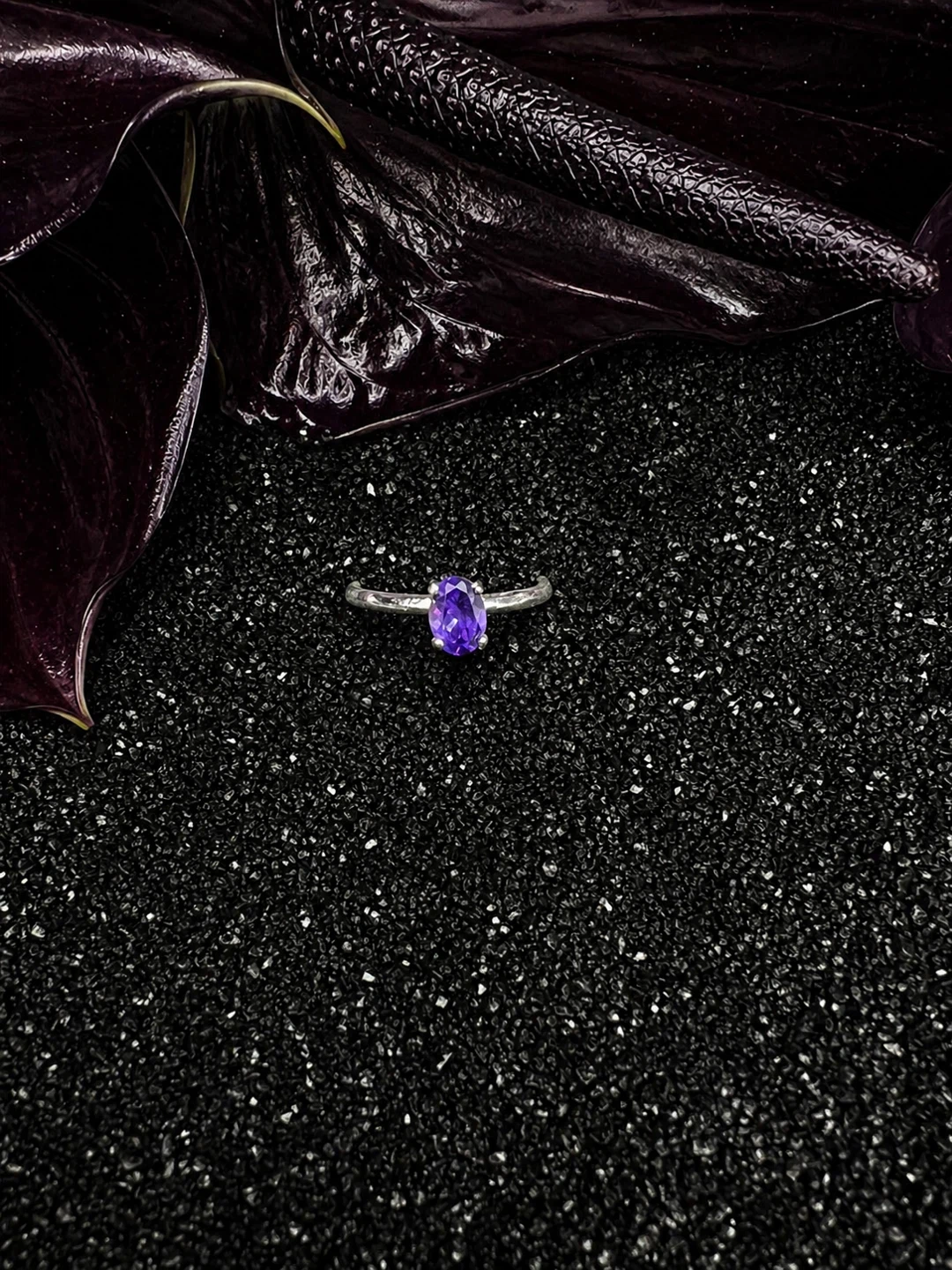 Oval Amethyst Solitaire Ring - photo 5