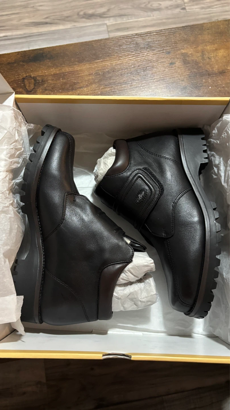 Brand New Naturalizer College Boots