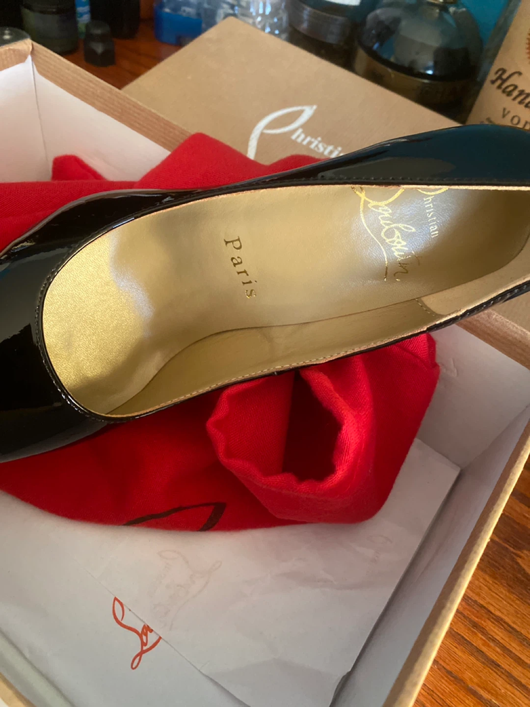 Christian Louboutin Black Patent Leather Heels Size 36 - photo 2