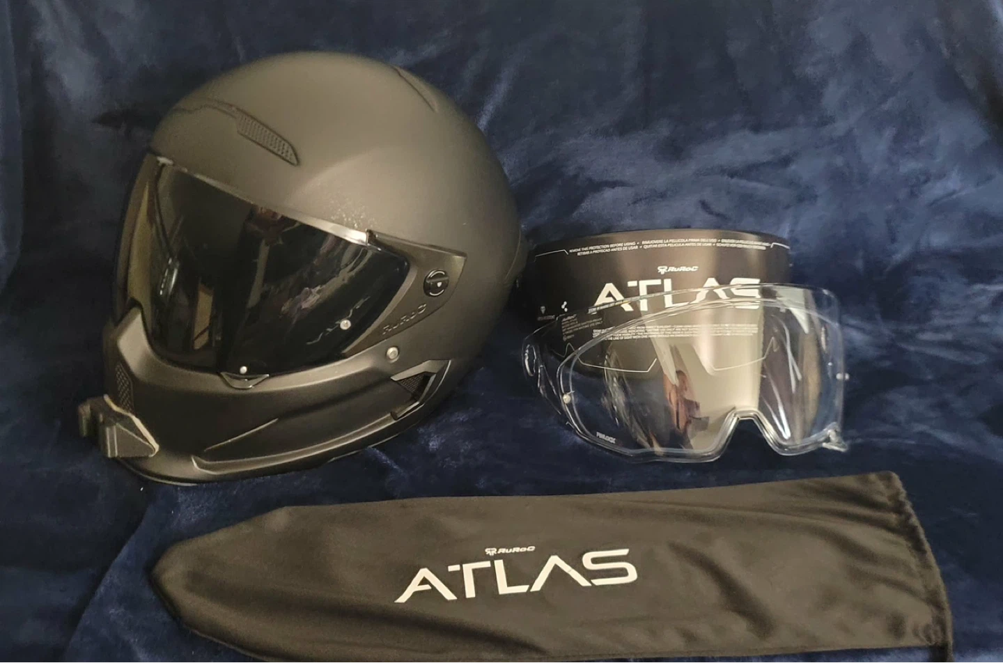 Ruroc Helmet w 2 replacement visors