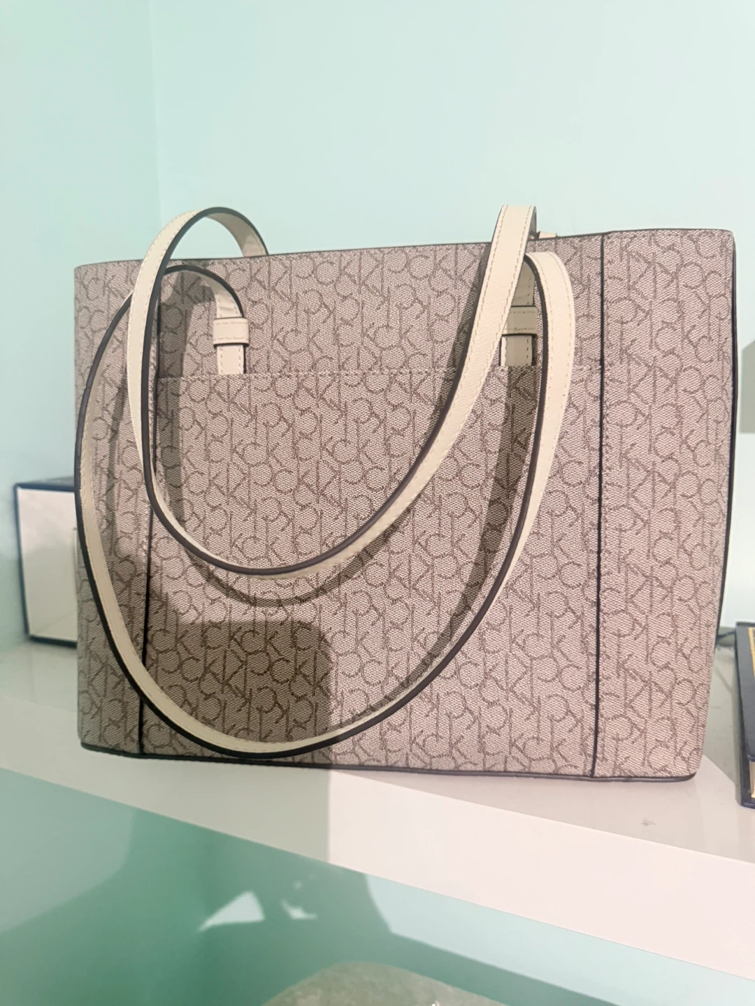 Calvin Klein Tote Bag with Pouch - photo 2