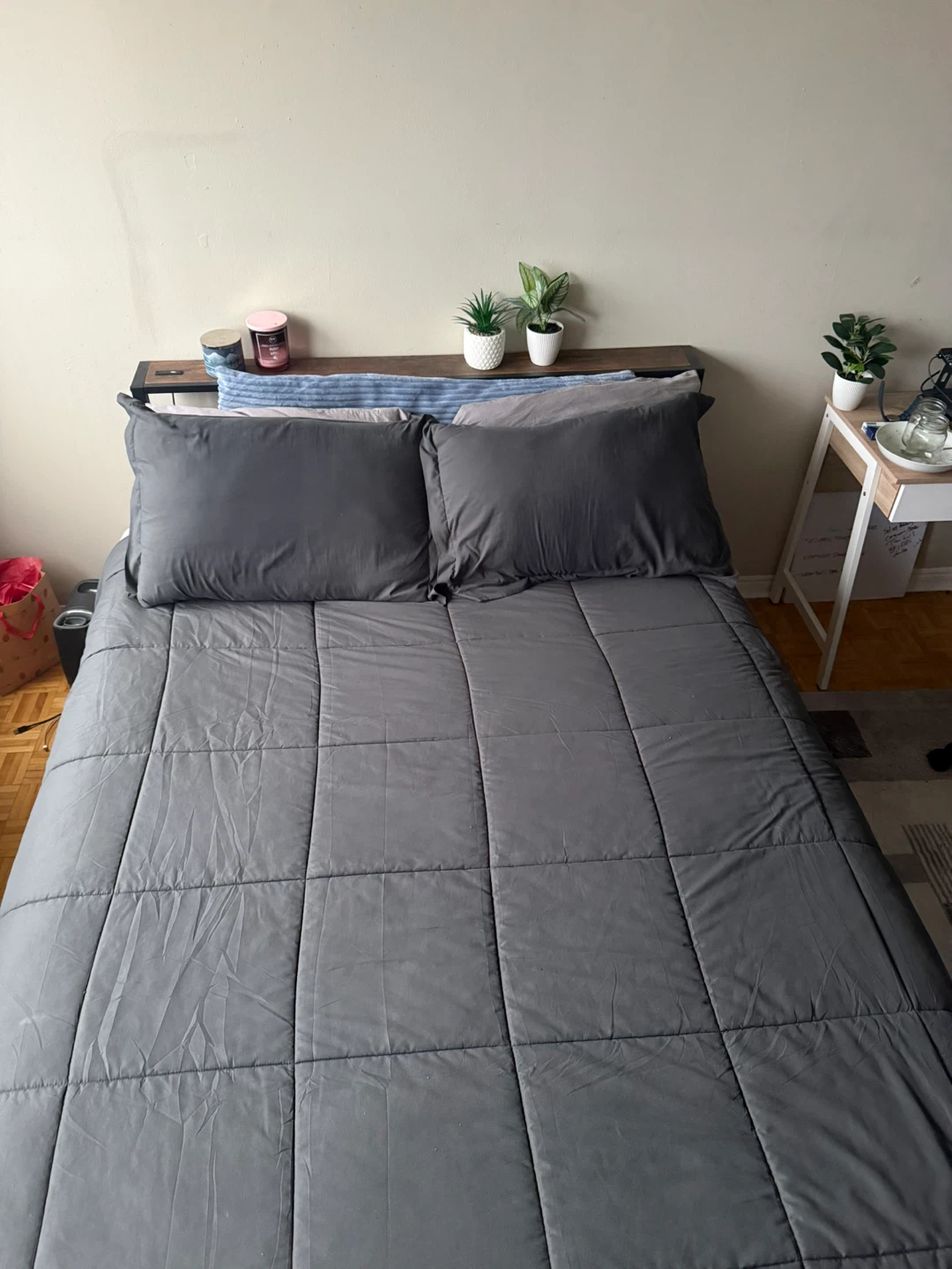 Queen size bed with frame  (barely used)