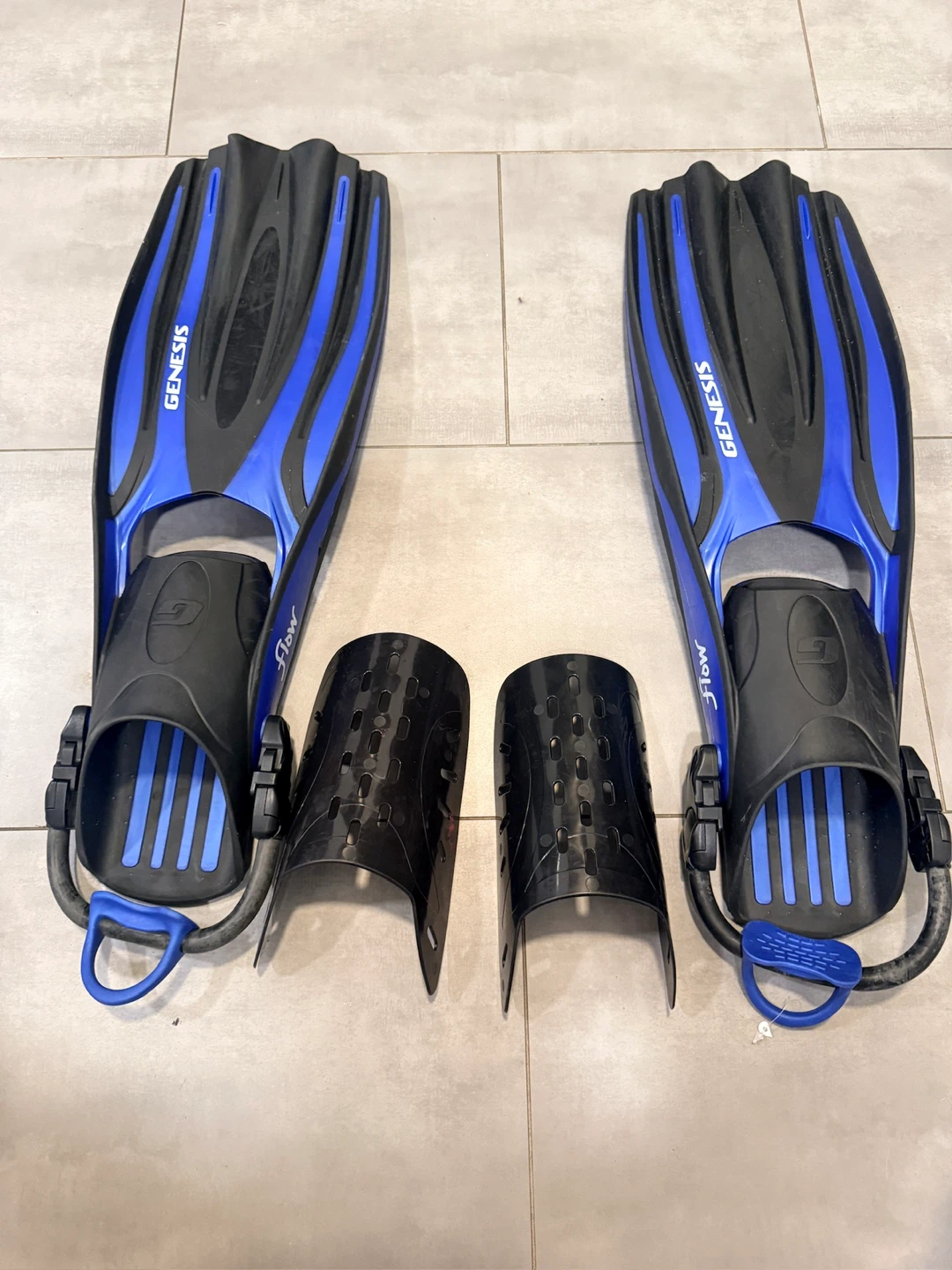 Genesis Flow Snorkel Fins