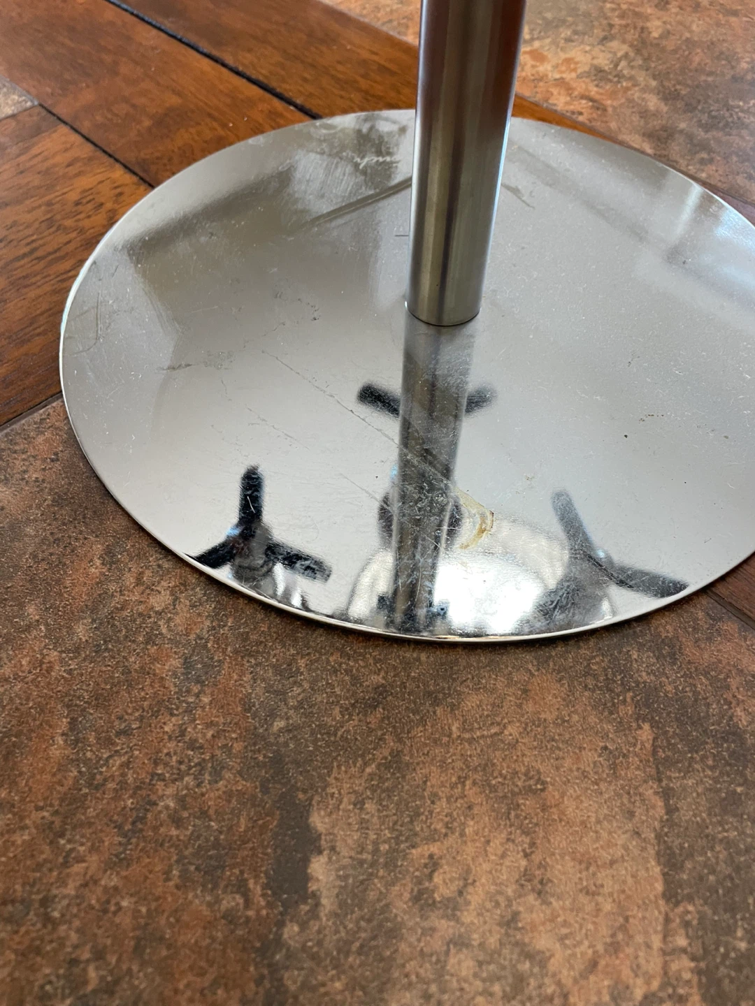 Spinning Liquor Dispenser Stand - photo 3