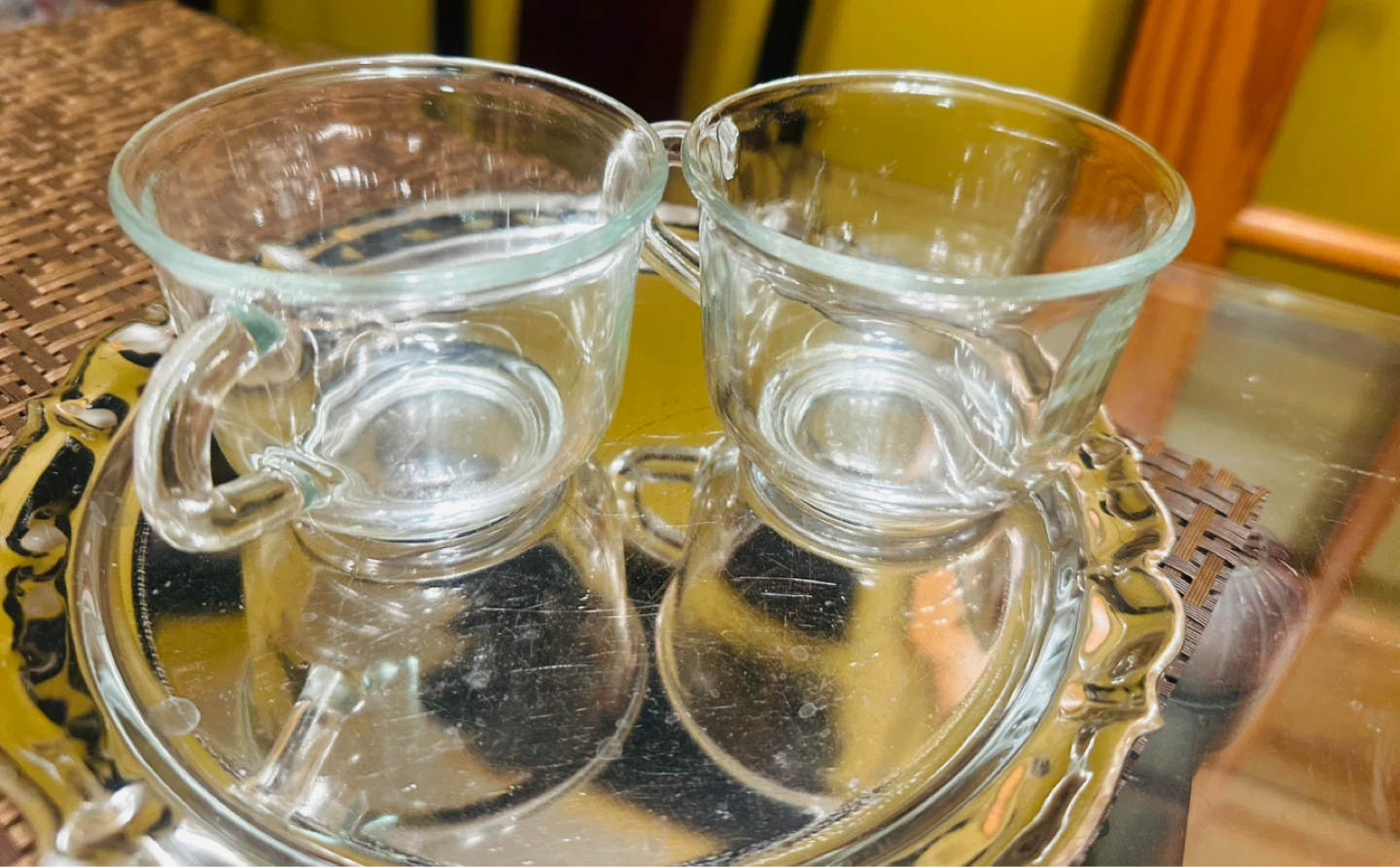 Set of 2 Clear Glass Tea Cups with Silver Tray - photo 2