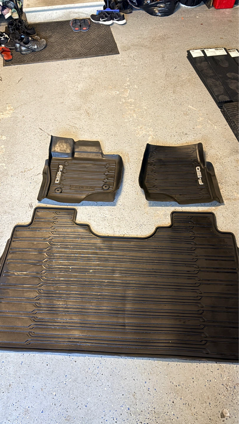 Ford F-150 Floor Mats Set crew cab - photo 3