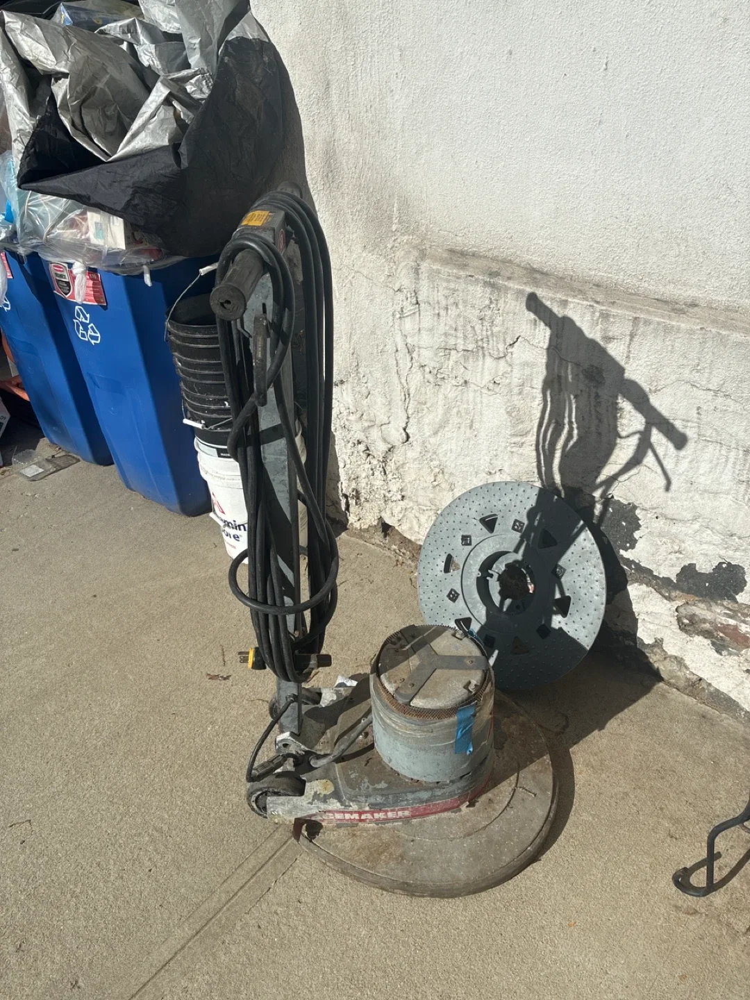 American Lincoln Floor Scrubber