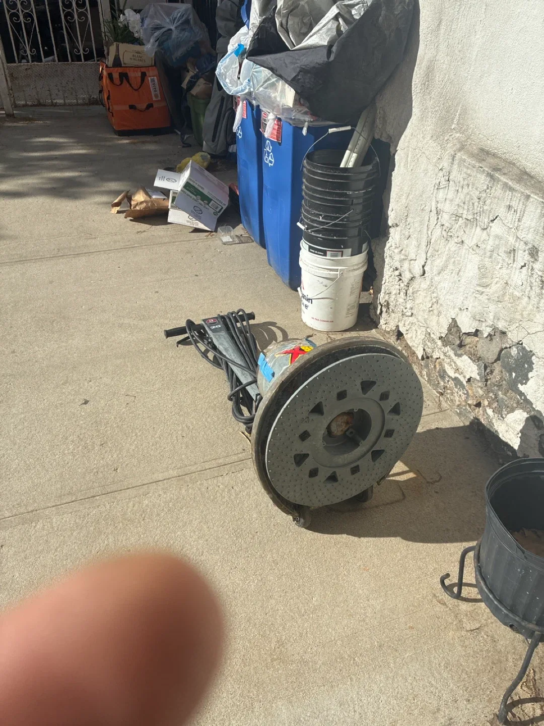 American Lincoln Floor Scrubber - photo 2