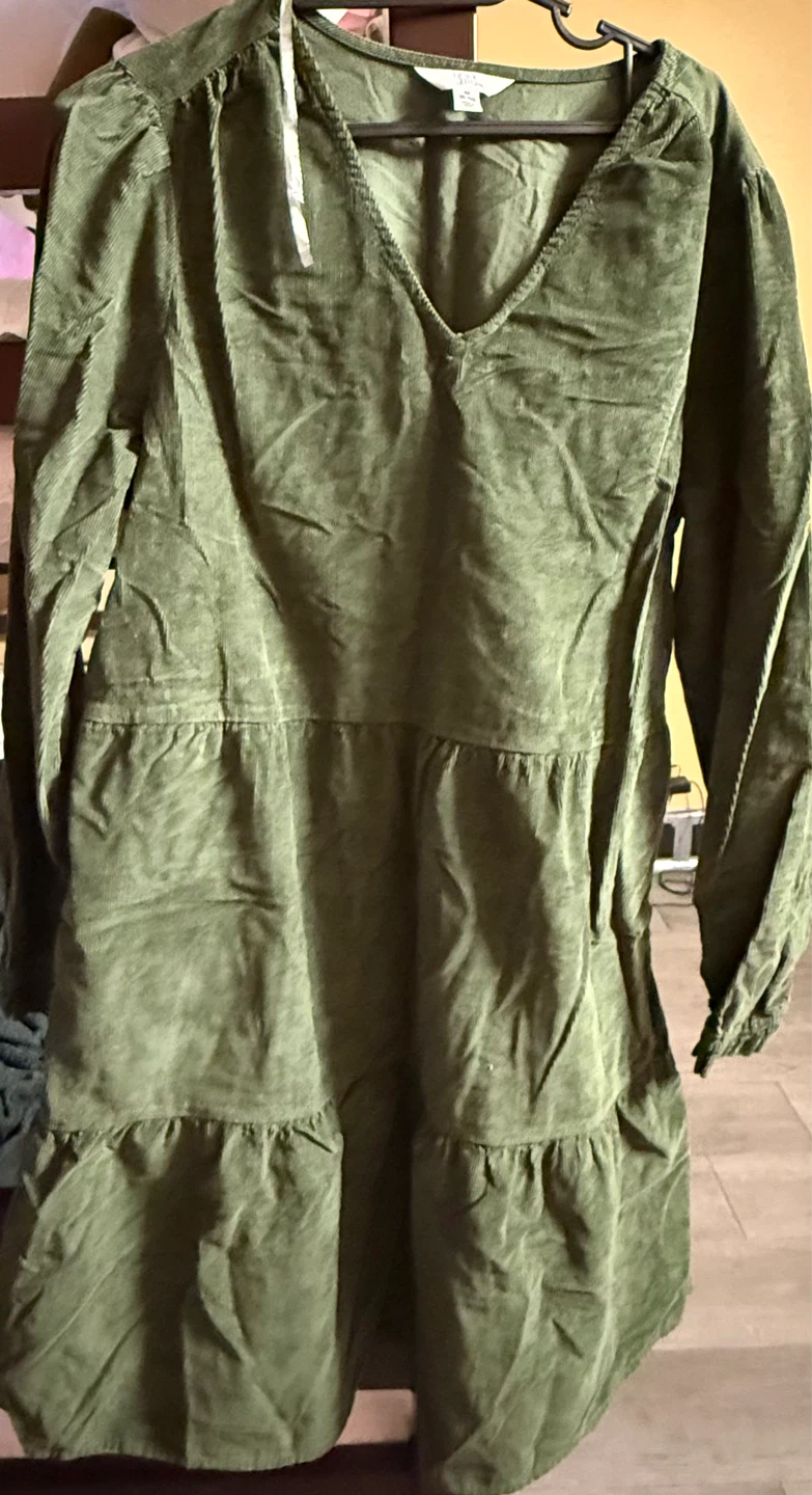 Read the description Time and Tru Olive Green  Size M (8-10)