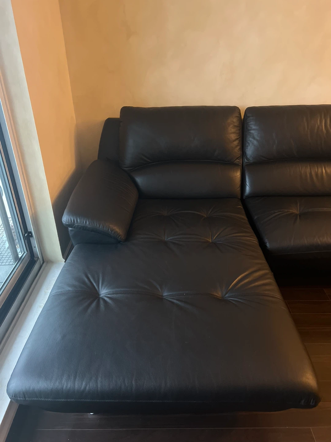 Beautiful custom made Black Leather Sectional Sofa - photo 3
