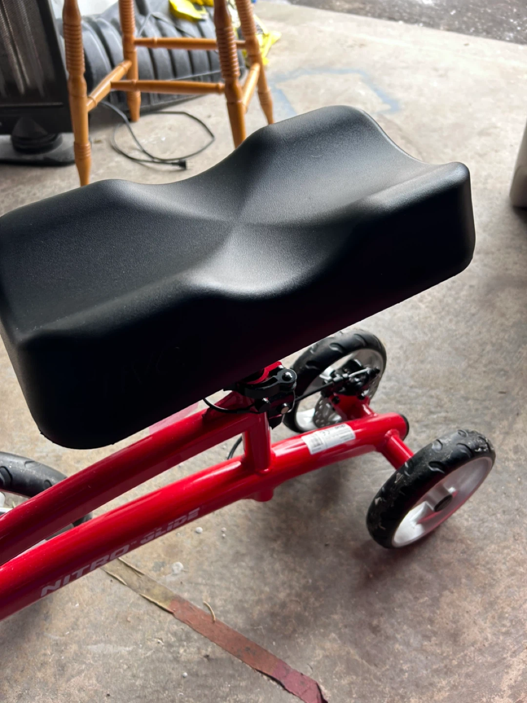 Drive Medical Nitro Slide Red Knee Scooter - photo 4