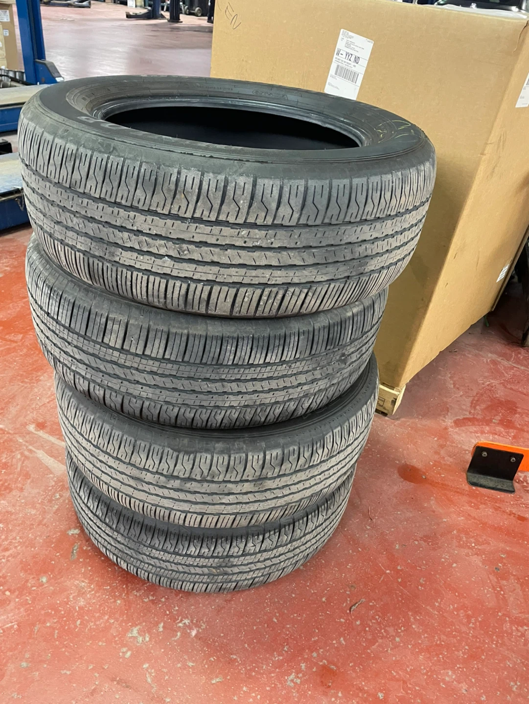 x4 dunlop all season tires