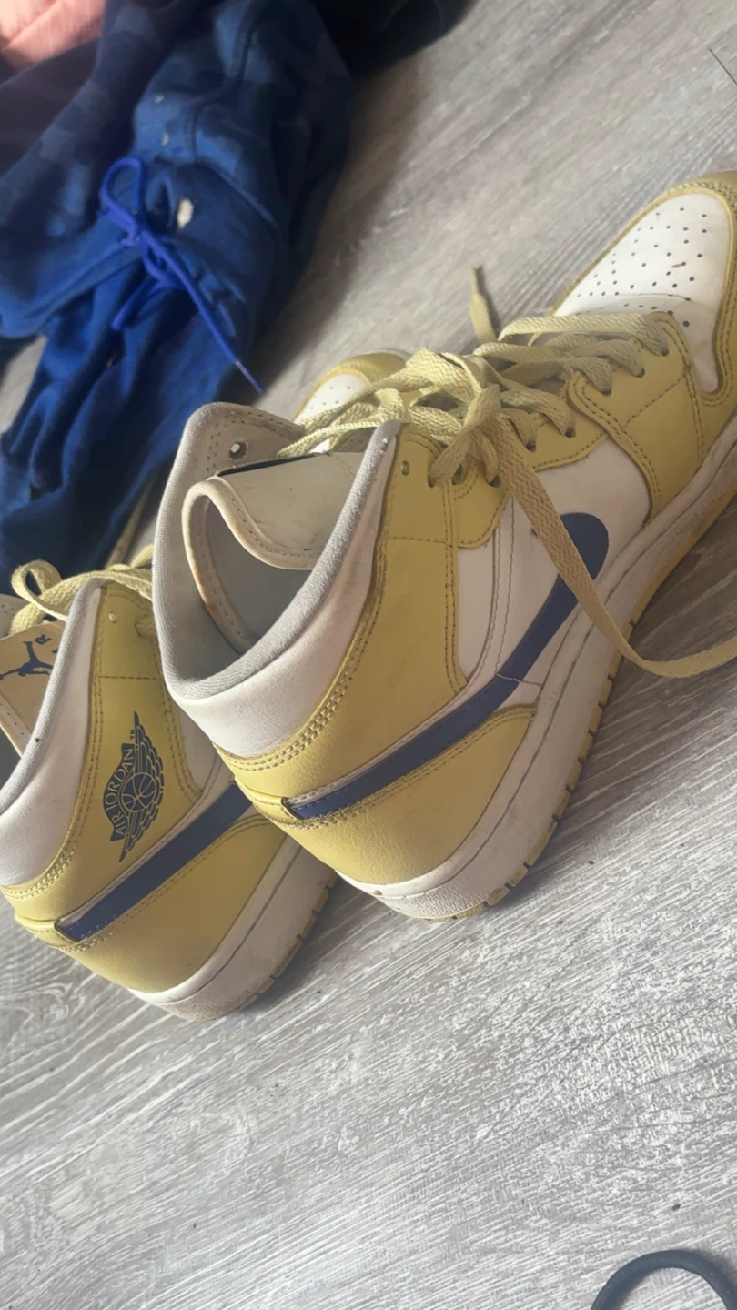 Air Jordan 1 Mid Yellow & Blue Sneakers - photo 2