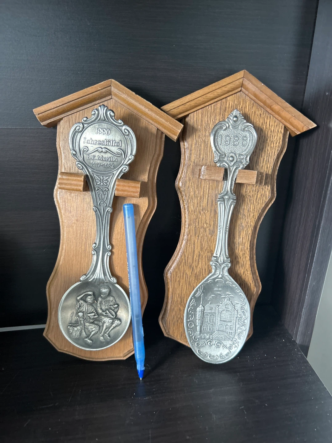 Set of 2 Decorative Spoons - 1990 & 1988 - photo 2
