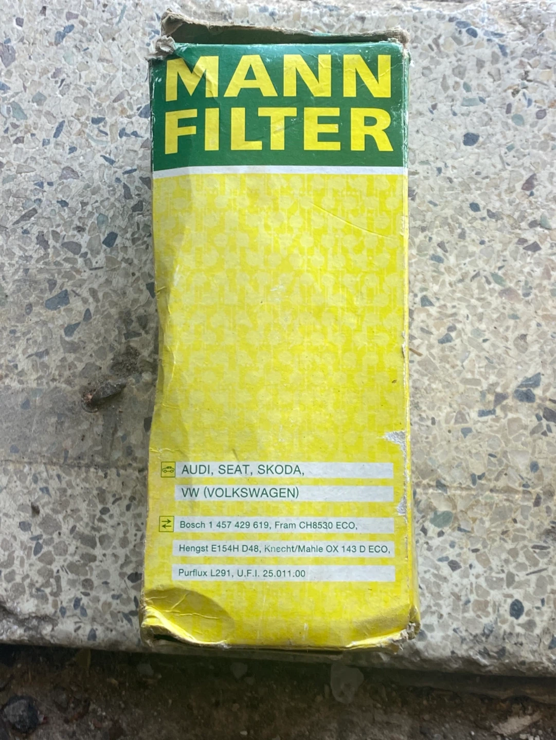 Mann Filter Oil Filter - photo 2