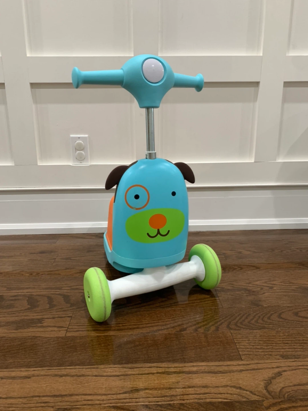 🌱 Skip Hop 3 way scooter (walker, sit/scoot, stand/scoot)