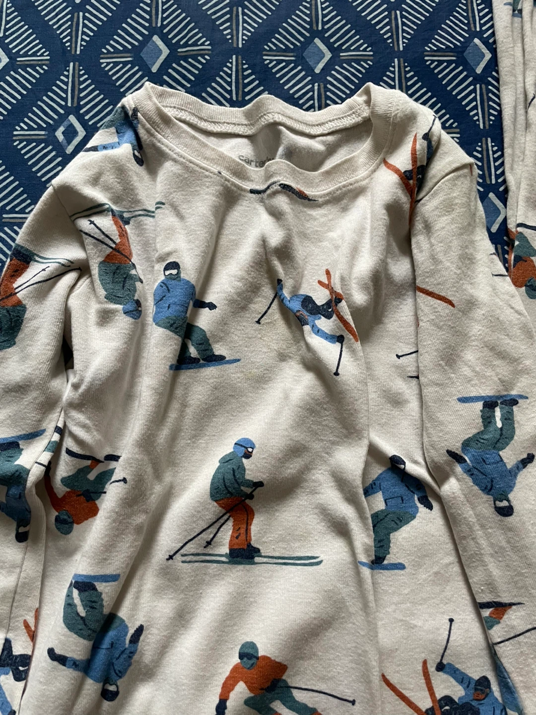 Carter's Pajamas - Penguin and Skier Prints 🌱 - photo 2