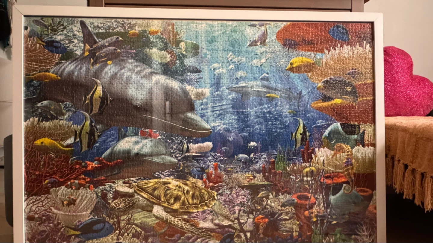 Puzzle picture frame