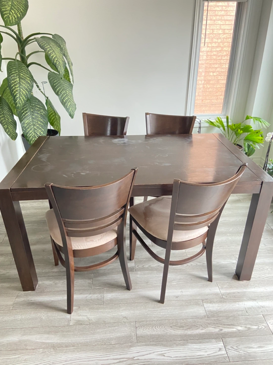 Dark Wood Dining Table and  4 Chairs Set