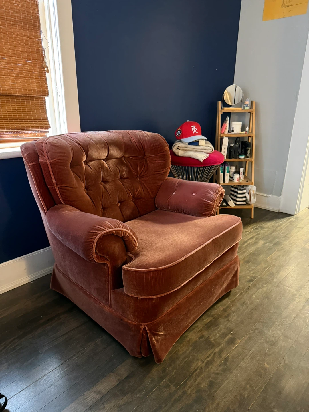 Vintage Rose Velvet Armchair - photo 2