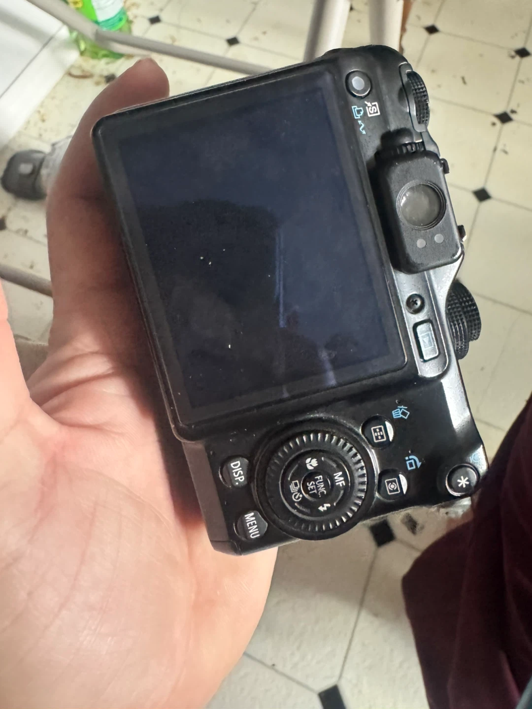 Canon PowerShot G10 Digital Camera - photo 3