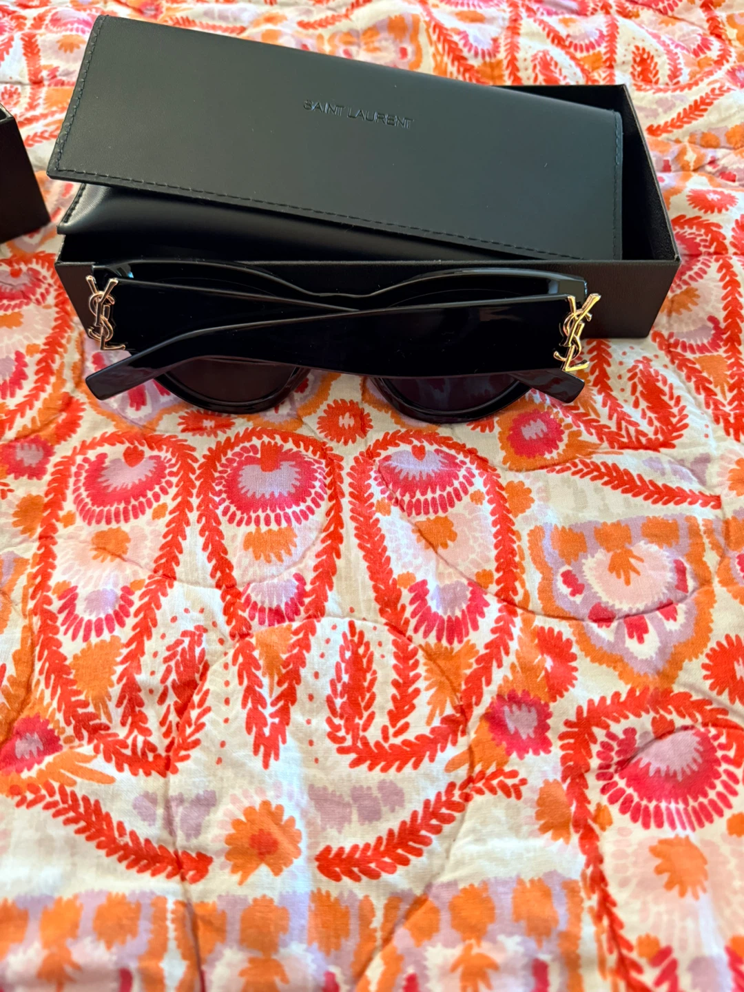Saint Laurent Black Cat-Eye Sunglasses - photo 2