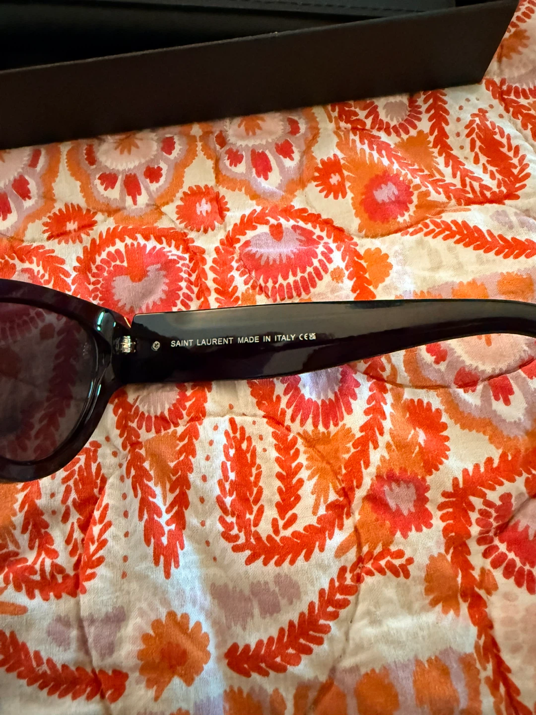 Saint Laurent Black Cat-Eye Sunglasses - photo 4