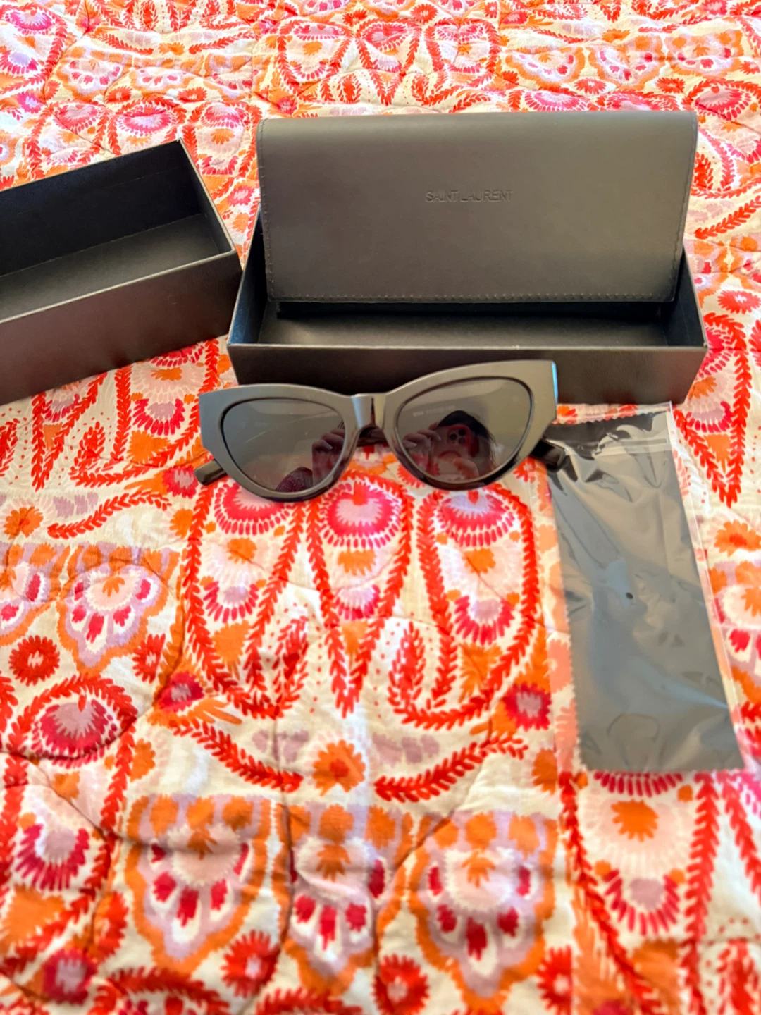 Saint Laurent Black Cat-Eye Sunglasses - photo 3