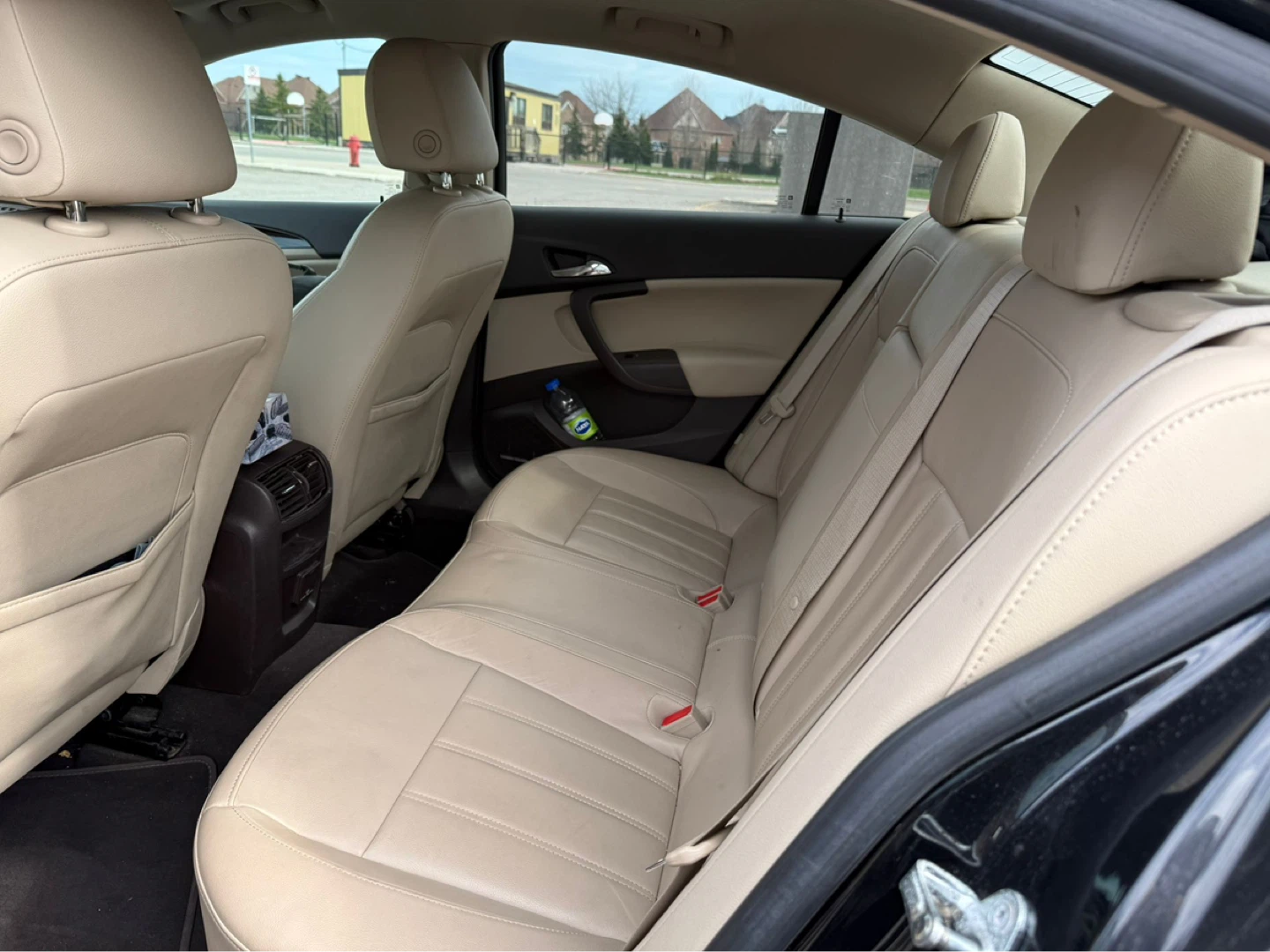 Black Buick Regal Sedan 2011 - photo 5