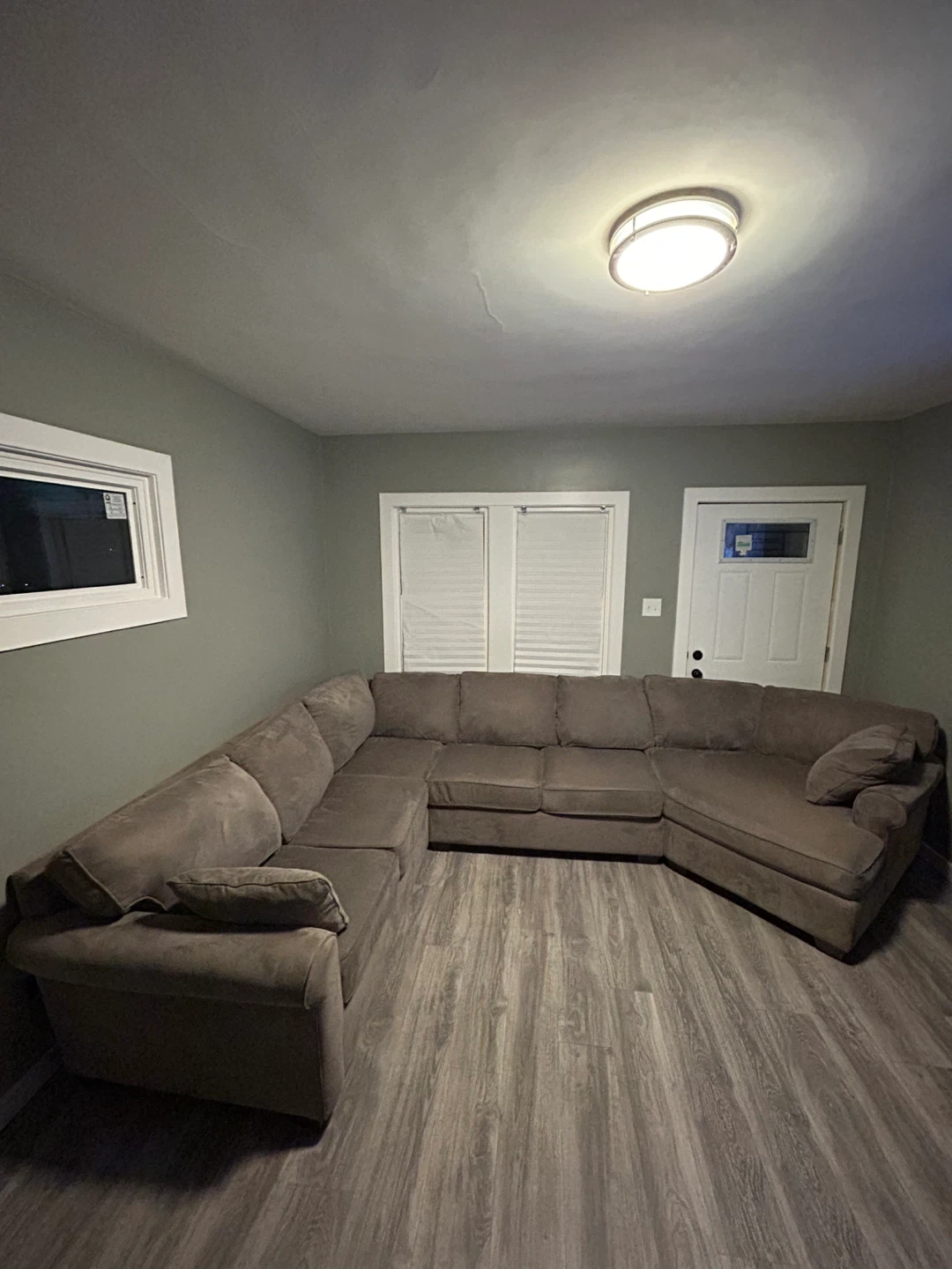 Large Sectional Sofa - photo 3