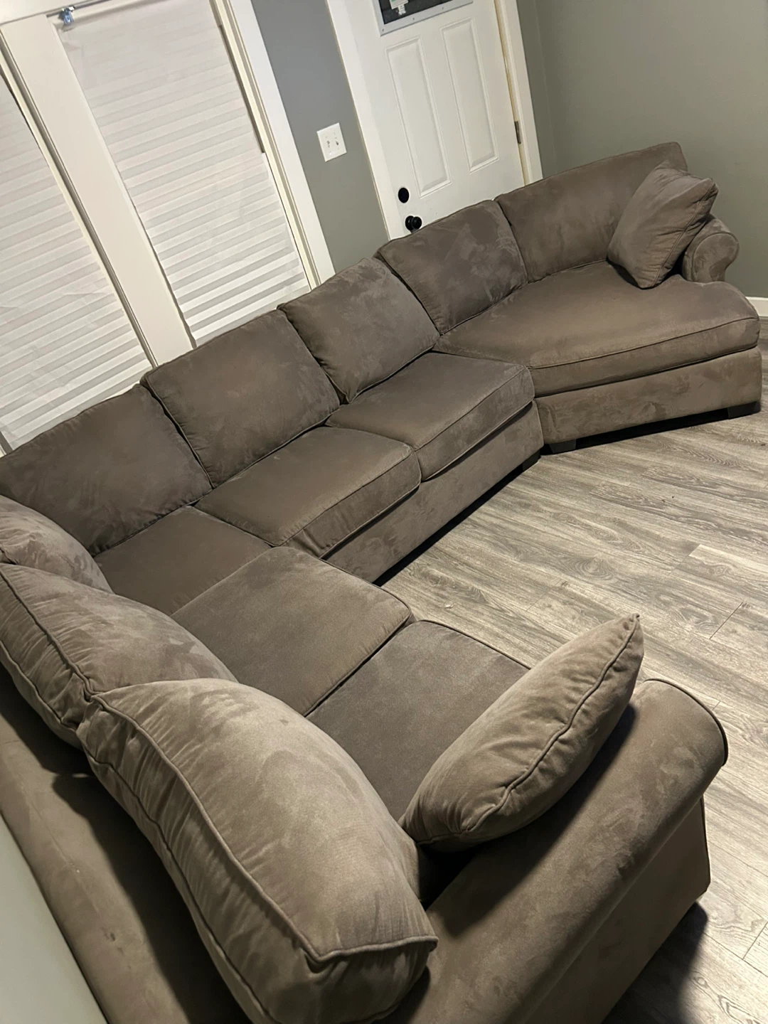 Large Sectional Sofa - photo 4